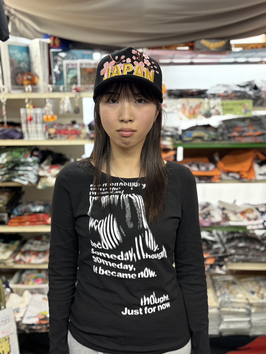 東京TOKYO刺繍CAPモデル写真